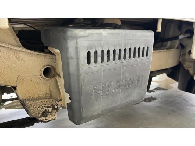 ハイゼットトラックエクストラ　４ＷＤ３速オートマ　ＣＤオーディオ　エアコン　パワステ　パワーウインドウ　工具箱　作業灯（茨城県）の中古車