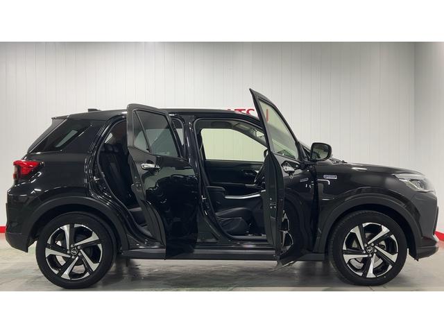 ロッキープレミアムＧ　ＨＥＶ（茨城県）の中古車