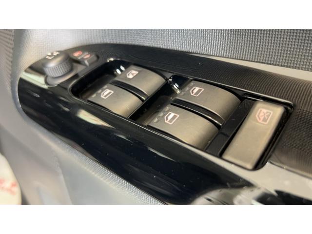 ムーヴキャンバスＧブラックアクセントＶＳ　ＳＡIIIダイハツ認定中古車ｌ両側電動スライドドアｌｌ純正ナビｌパノラマモニターｌスマートアシストｌキーフリーｌシートヒーターｌエアバッグｌオートエアコンｌ保証／整備付（茨城県）の中古車