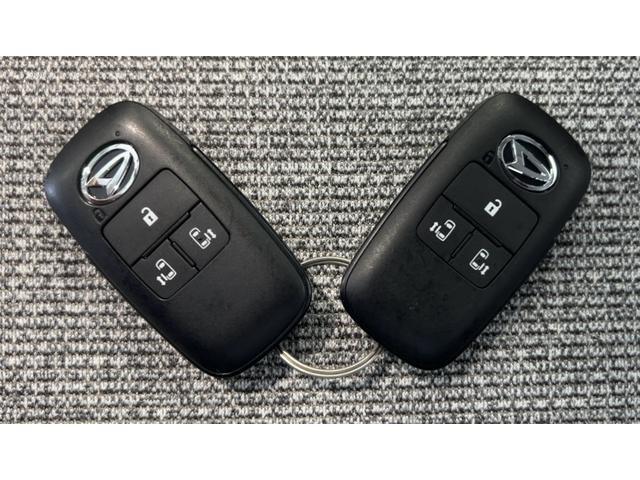 ムーヴキャンバスストライプスＧダイハツ認定中古車ｌ雹害車ｌ両側電動スライドドアｌ電動パーキングブレーキｌＬＥＤヘッドライトｌシートヒーターｌオートエアコンｌキーフリーシステムｌスマートアシストｌ保証／整備付（茨城県）の中古車