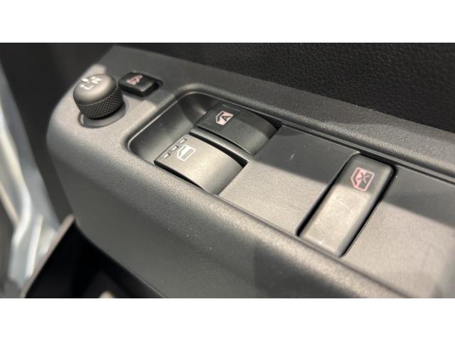 ハイゼットカーゴクルーズダイハツ認定中古車lキーフリーlコーナーセンサーlスマートアシストlABSlエアバッグlエアコンlパワーウィンドウlリアスモークガラスl保証/整備付(茨城県)の中古車
