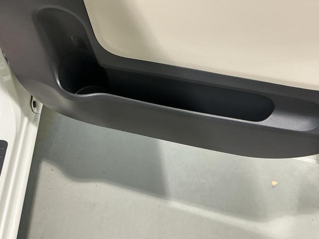 ムーヴキャンバスＸメイクアップリミテッド　ＳＡIII衝突防止　横滑り防止装置　ナビＴＶ　盗難防止装置　キーレスエントリー　スマートキー＆プッシュスタート　オートハイビーム　ＥＴＣ　Ｒカメラ　アイスト　電動格納ミラー　衝突安全ボディ　Ｗエアバック　ＡＢＳ（栃木県）の中古車