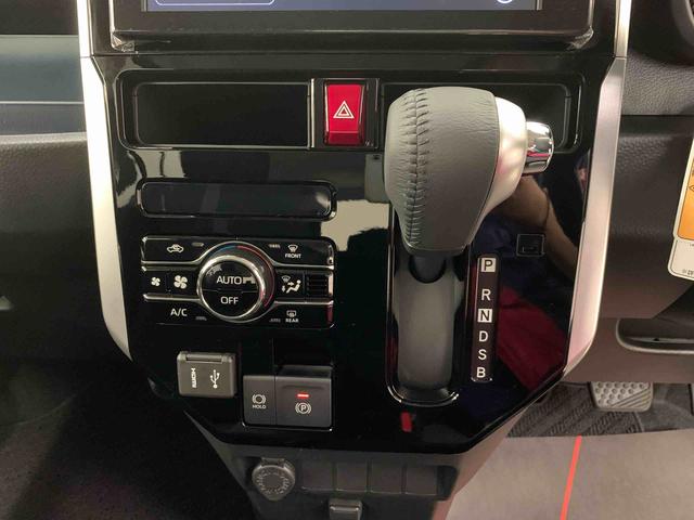 トールカスタムＧ　４ＷＤ両側電動スライドドア・ＬＥＤヘッドライト・ディスプレイオーディオ・スマートアシスト・アイドリングストップ・オートライト・オートマチックハイビーム・オートエアコン・電動格納式ドアミラー（群馬県）の中古車