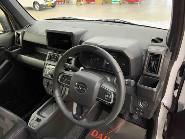 タフトG ダーククロムベンチャー 2WDLEDヘッドライト・オートライト・オートマチックハイビーム・スマートアシスト・プッシュスタートボタン・アイドリングストップ・シートヒーター・オートエアコン・電動格納式ドアミラー(群馬県)の中古車