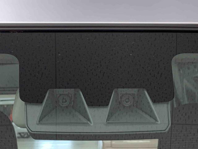 ハイゼットカーゴＤＸ　２ＷＤ両側スライドドア・オートライト・オートマチックハイビーム・ＡＭＦＭラジオ・キーレスエントリー・アイドリングストップ・マニュアルエアコン・スマートアシスト・水平格納式リヤシート（群馬県）の中古車