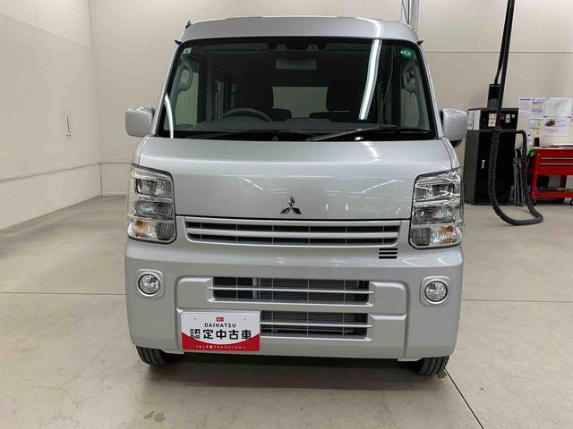 ミニキャブバンＧ　２ＷＤ両側スライドドア・ＬＥＤヘッドライト・オートライト・オートマチックハイビーム・ナビ・キーレスエントリー・アイドリングストップ・シートヒーター・マニュアルエアコン（群馬県）の中古車