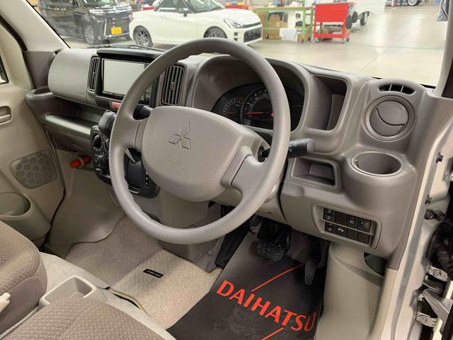 ミニキャブバンＧ　２ＷＤ両側スライドドア・ＬＥＤヘッドライト・オートライト・オートマチックハイビーム・ナビ・キーレスエントリー・アイドリングストップ・シートヒーター・マニュアルエアコン（群馬県）の中古車