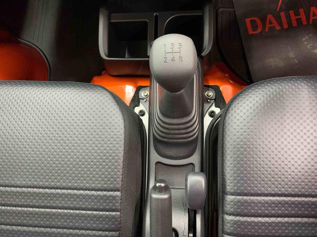 ハイゼットトラックスタンダード　農用スペシャル　４ＷＤ５速ＭＴ・ＡＭＦＭラジオ・オートライト・オートマチックハイビーム・キーレスエントリー・アイドリングストップ・マニュアルエアコン・スマートアシスト（群馬県）の中古車