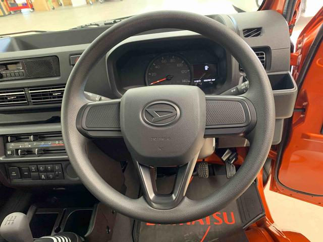 ハイゼットトラックスタンダード　農用スペシャル　４ＷＤ５速ＭＴ・ＡＭＦＭラジオ・オートライト・オートマチックハイビーム・キーレスエントリー・アイドリングストップ・マニュアルエアコン・スマートアシスト（群馬県）の中古車