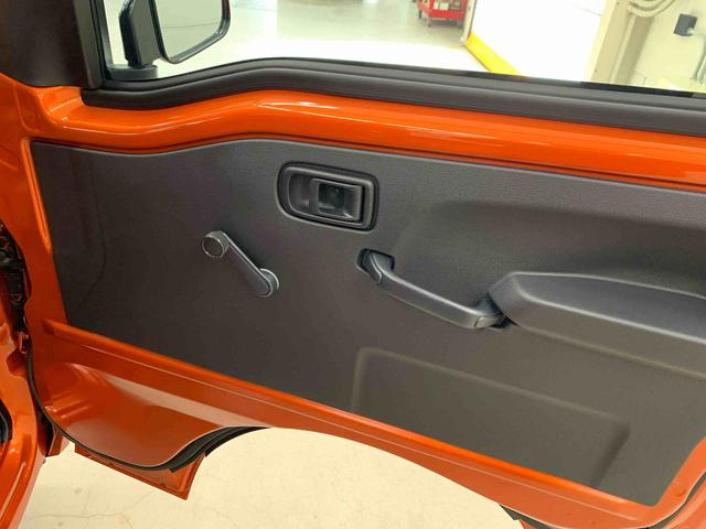 ハイゼットトラックスタンダード　農用スペシャル　４ＷＤ５速ＭＴ・ＡＭＦＭラジオ・オートライト・オートマチックハイビーム・キーレスエントリー・アイドリングストップ・マニュアルエアコン・スマートアシスト（群馬県）の中古車