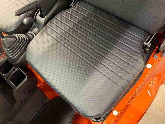 ハイゼットトラックスタンダード　農用スペシャル　４ＷＤ５速ＭＴ・ＡＭＦＭラジオ・オートライト・オートマチックハイビーム・キーレスエントリー・アイドリングストップ・マニュアルエアコン・スマートアシスト（群馬県）の中古車