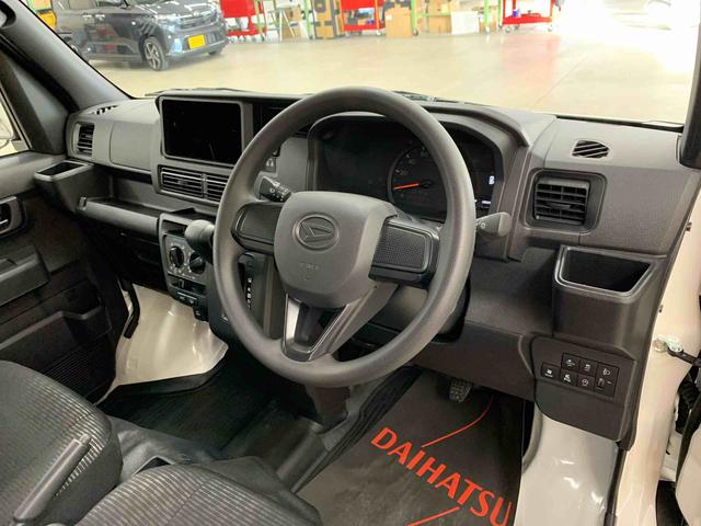 ハイゼットカーゴＤＸ　４ＷＤオートライト・オートマチックハイビーム・キーレスエントリー・アイドリングストップ・マニュアルエアコン・水平格納式リヤシート・スマートアシスト（群馬県）の中古車