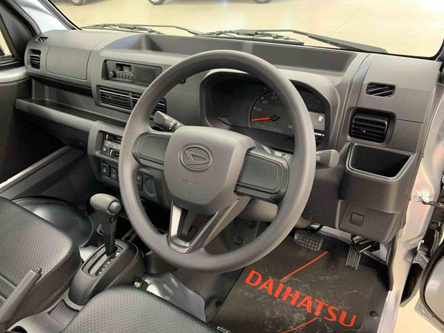 ハイゼットトラックスタンダード　４ＷＤオートライト・オートマチックハイビーム・ＡＭＦＭラジオ・キーレスエントリー・アイドリングストップ・マニュアルエアコン・スマートアシスト（群馬県）の中古車