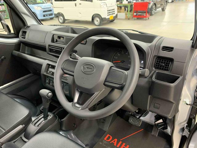 ハイゼットトラックスタンダード　４ＷＤオートライト・オートマチックハイビーム・ＡＭＦＭラジオ・キーレスエントリー・アイドリングストップ・マニュアルエアコン・スマートアシスト（群馬県）の中古車