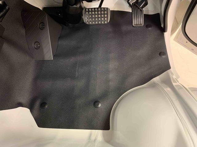 ハイゼットトラックスタンダード 農用スペシャル 4WDオートライト・オートマチックハイビーム・AMFMラジオ・キーレスエントリー・アイドリングストップ・マニュアルエアコン・スマートアシスト(群馬県)の中古車