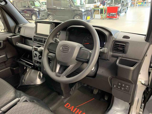 ハイゼットカーゴＤＸ　４ＷＤナビ・ＥＴＣ・ＬＥＤヘッドライト・オートライト・オートマチックハイビーム・キーレスエントリー・アイドリングストップ・マニュアルエアコン・スマートアシスト（群馬県）の中古車