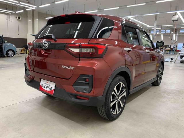 ロッキープレミアムG 2WDLEDヘッドライト・ナビ・ドライブレコーダー・ETC・オートライト・オートマチックハイビーム・プッシュスタートボタン・アイドリングストップ・シートヒーター・電動パーキングブレーキ・スマートアシスト(群馬県)の中古車