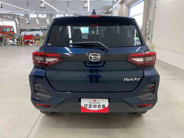 ロッキープレミアム　２ＷＤＬＥＤヘッドライト・ナビ・ＥＴＣ・オートライト・オートマチックハイビーム・オートエアコン・プッシュスタートボタン・アイドリングストップ・シートヒーター・電動格納式ドアミラー・スマートアシスト（群馬県）の中古車