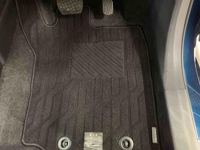 ロッキープレミアム　２ＷＤＬＥＤヘッドライト・ナビ・ＥＴＣ・オートライト・オートマチックハイビーム・オートエアコン・プッシュスタートボタン・アイドリングストップ・シートヒーター・電動格納式ドアミラー・スマートアシスト（群馬県）の中古車