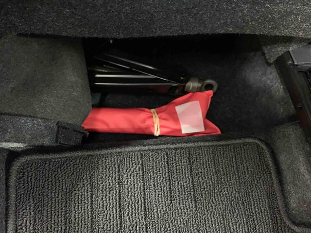 ロッキープレミアム　２ＷＤＬＥＤヘッドライト・ナビ・ＥＴＣ・オートライト・オートマチックハイビーム・オートエアコン・プッシュスタートボタン・アイドリングストップ・シートヒーター・電動格納式ドアミラー・スマートアシスト（群馬県）の中古車