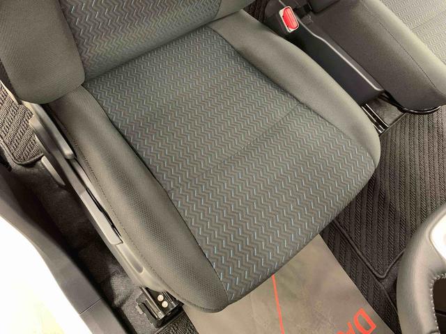 トールカスタムＧ　２ＷＤ両側電動スライドドア・ディスプレイオーディオ・ＬＥＤヘッドライト・オートライト・オートマチックハイビーム・プッシュスタートボタン・アイドリングストップ・電動パーキングブレーキ・スマートアシスト（群馬県）の中古車