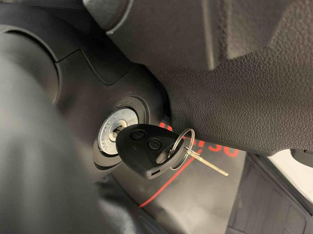 ハイゼットカーゴＤＸ　２ＷＤオートライト・オートマチックハイビーム・ＡＭＦＭラジオ・キーレスエントリー・アイドリングストップ・マニュアルエアコン・スマートアシスト（群馬県）の中古車