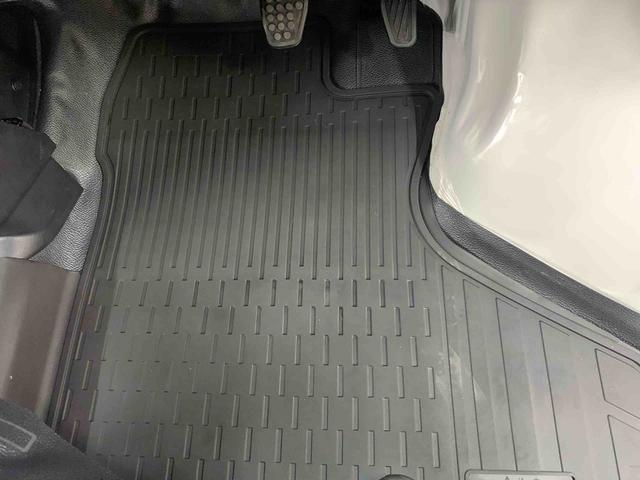 ハイゼットカーゴＤＸ　２ＷＤオートライト・オートマチックハイビーム・ＡＭＦＭラジオ・キーレスエントリー・アイドリングストップ・マニュアルエアコン・スマートアシスト（群馬県）の中古車