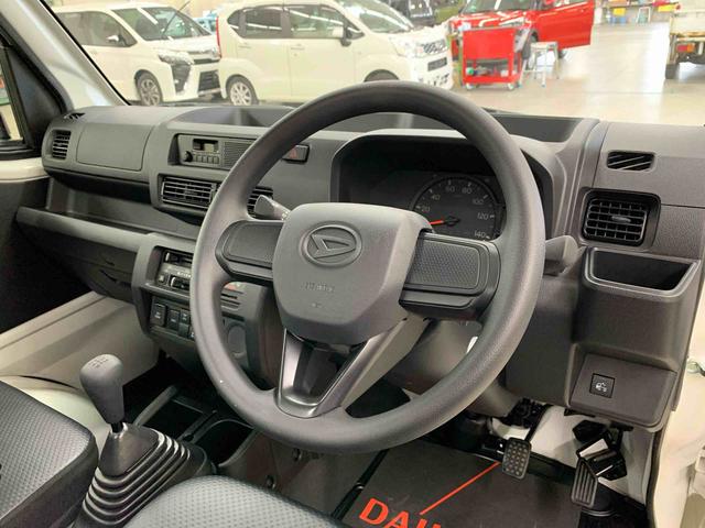 ハイゼットトラックスタンダード　農用スペシャル　４ＷＤ５速ＭＴ・ＡＭ　ＦＭラジオ・アイドリングストップ・オートライト・オートマチックハイビーム・キーレスエントリー・スマートアシスト（群馬県）の中古車