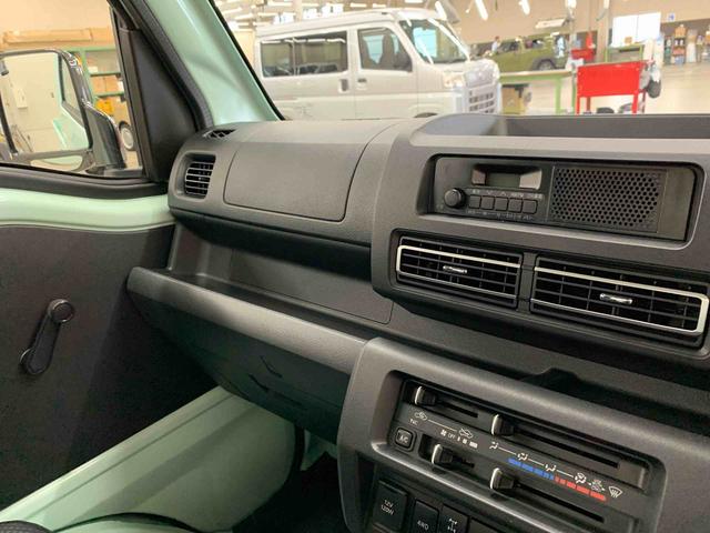 ハイゼットトラックスタンダード　農用スペシャル　４ＷＤ５速ＭＴ・オートライト・オートマチックハイビーム・キーレスエントリー・アイドリングストップ・ＡＭＦＭラジオ・マニュアルエアコン・スマートアシスト（群馬県）の中古車