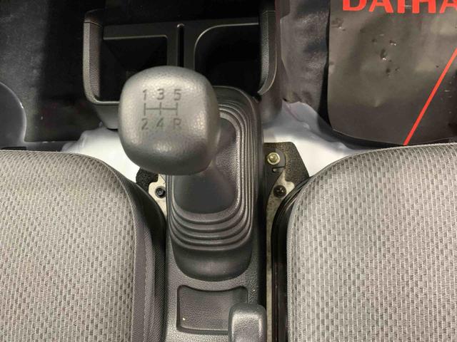 ハイゼットトラックスタンダード　農用スペシャル　４ＷＤ５速ＭＴ　ＡＭＦＭラジオ　キーレスエントリー　マニュアルエアコン　助手席エアバック　荷台作業灯（群馬県）の中古車