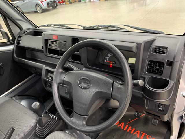 ハイゼットトラックスタンダード　農用スペシャル　４ＷＤ５速ＭＴ　ＡＭＦＭラジオ　キーレスエントリー　マニュアルエアコン　助手席エアバック　荷台作業灯（群馬県）の中古車