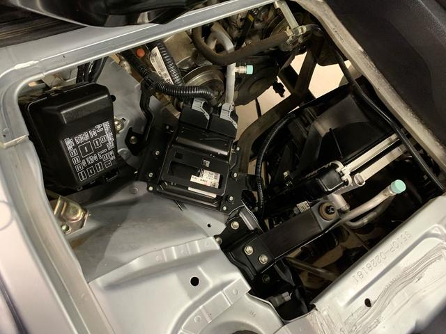 ハイゼットトラックスタンダード　農用スペシャル　４ＷＤ５速ＭＴ　ＡＭＦＭラジオ　キーレスエントリー　マニュアルエアコン　助手席エアバック　荷台作業灯（群馬県）の中古車