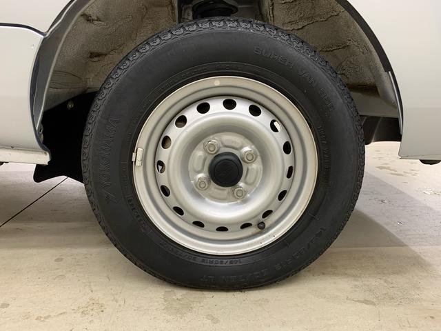 ハイゼットトラックスタンダード　農用スペシャル　４ＷＤ５速ＭＴ　ＡＭＦＭラジオ　キーレスエントリー　マニュアルエアコン　助手席エアバック　荷台作業灯（群馬県）の中古車