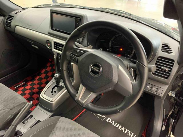 コペンセロ　Ｓ　２ＷＤオープンカー　ナビ　ＥＴＣ　運転席助手席シートヒーター　ＬＥＤヘッドライト　オートライト　　キーフリー　プッシュボタンスタート　アイドリングストップ　バックカメラ　オートエアコン　センターカップホルダ（群馬県）の中古車