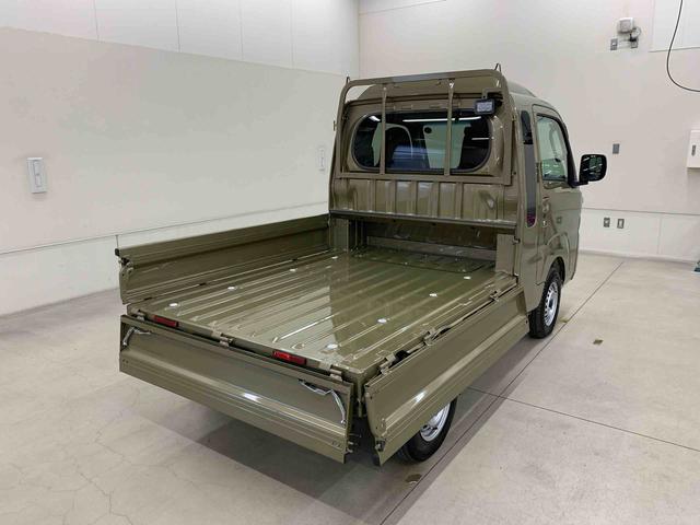 ハイゼットトラックジャンボエクストラ 4WD 走行1251キロプッシュボタンスタート アイドリングストップ LEDヘッドライト オートライト マニュアルエアコン 助手席エアバック スマートアシスト 電動格納式ドアミラー 荷台作業灯(群馬県)の中古車