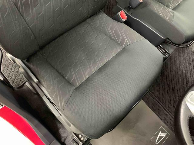 トールカスタムＧ　ターボ　ＳＡII　２ＷＤ　走行１４６７２キロ純正ナビ　ドライブレコーダー　ＬＥＤヘッドライト　両側電動スライドドア　全方位モニター　ＥＴＣ　プッシュボタンスタート　アイドリングストップ　オートエアコン　電動格納式ドアミラー　スマートアシストＩＩ（群馬県）の中古車