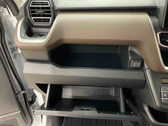 ムーヴＧ　４ＷＤ　走行８００キロ　ナビ　ドラレコ１０インチ純正ナビ　ドライブレコーダー　プッシュボタンスタート　キーフリー　両側電動スライドドア　全方位モニター　スマートアシスト　ＬＥＤヘッドライト　オートライト　ＵＳＢ端子　電動パーキングブレーキ（群馬県）の中古車