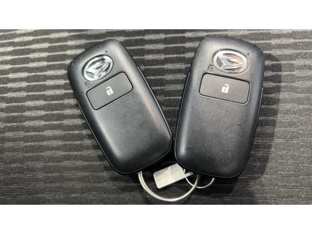 ハイゼットカーゴデッキバンGダイハツ認定中古車lキーレスlコーナーセンサーlスマートアシストlABSl2WDlエアバッグlエアコンlパワーウィンドウlリアスライドドア・リアウィンドスモークガラスl保証/整備付(茨城県)の中古車