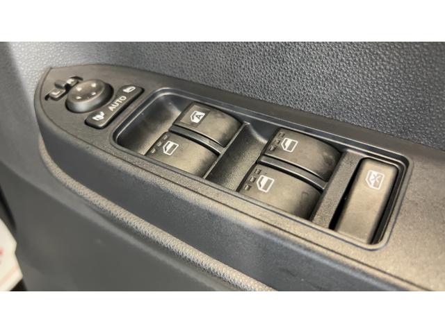 タントＸ（茨城県）の中古車