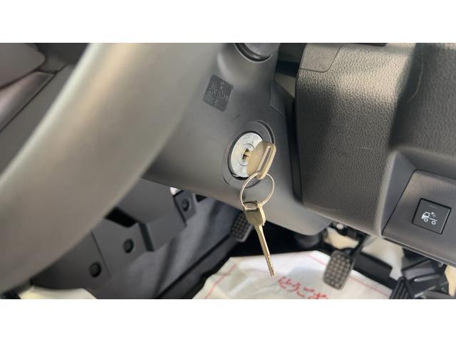 ハイゼットトラック多目的ダンプダイハツ認定中古車ｌ５ＭＴｌ４ＷＤｌＰＴＯダンプｌＨｉ−Ｌｏｗ切り替えｌＡＢＳｌ荷台ライトｌエアバッグｌスーパーデフロックｌエアコンｌコーナーセンサーｌスマートアシストｌ保証／整備付（茨城県）の中古車