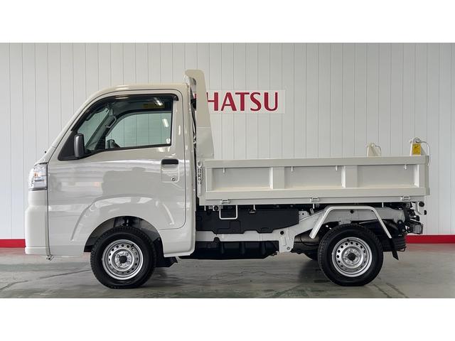 ハイゼットトラック多目的ダンプダイハツ認定中古車ｌ５ＭＴｌ４ＷＤｌＰＴＯダンプｌＨｉ−Ｌｏｗ切り替えｌＡＢＳｌ荷台ライトｌエアバッグｌスーパーデフロックｌエアコンｌコーナーセンサーｌスマートアシストｌ保証／整備付（茨城県）の中古車