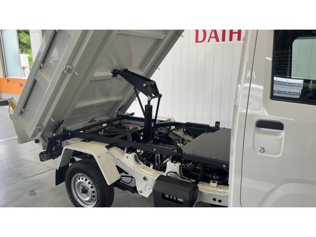 ハイゼットトラック多目的ダンプダイハツ認定中古車ｌ５ＭＴｌ４ＷＤｌＰＴＯダンプｌＨｉ−Ｌｏｗ切り替えｌＡＢＳｌ荷台ライトｌエアバッグｌスーパーデフロックｌエアコンｌコーナーセンサーｌスマートアシストｌ保証／整備付（茨城県）の中古車
