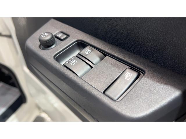 ハイゼットトラックスタンダードダイハツ認定中古車ｌ雹害車ｌ５ＭＴｌ４ＷＤｌＡＢＳｌエアバッグｌエアコンｌコーナーセンサーｌキーフリーシステムｌ電動格納式ミラーｌスマートアシストｌＡＭラジオｌＥＴＣｌ横滑り防止機能ｌ保証／整備付（茨城県）の中古車