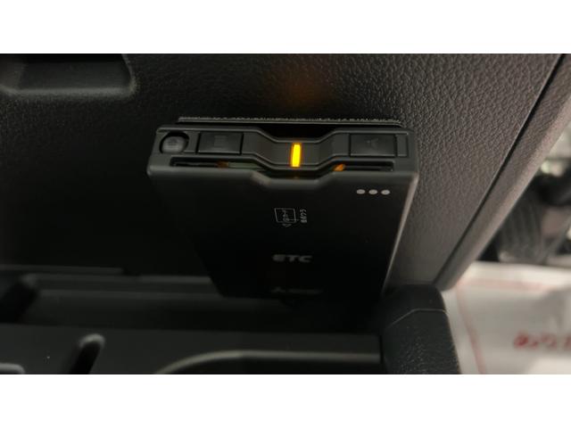 ハイゼットトラックスタンダードダイハツ認定中古車ｌ雹害車ｌ５ＭＴｌ４ＷＤｌＡＢＳｌエアバッグｌエアコンｌコーナーセンサーｌキーフリーシステムｌ電動格納式ミラーｌスマートアシストｌＡＭラジオｌＥＴＣｌ横滑り防止機能ｌ保証／整備付（茨城県）の中古車