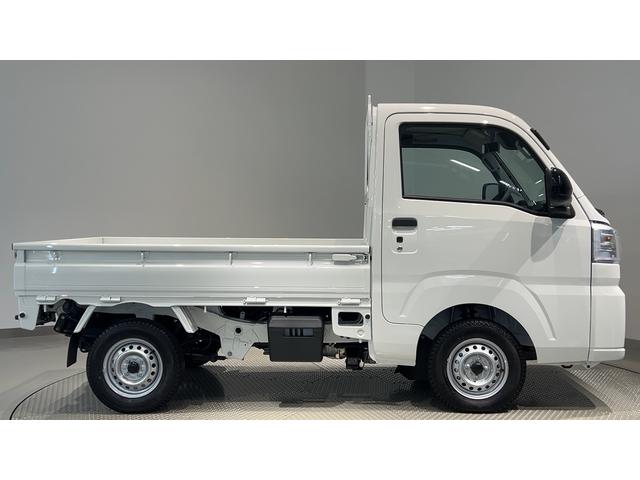 ハイゼットトラックスタンダードダイハツ認定中古車ｌ雹害車ｌ５ＭＴｌ４ＷＤｌＡＢＳｌエアバッグｌエアコンｌコーナーセンサーｌキーフリーシステムｌ電動格納式ミラーｌスマートアシストｌＡＭラジオｌＥＴＣｌ横滑り防止機能ｌ保証／整備付（茨城県）の中古車