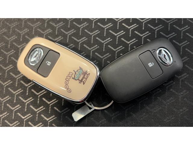 ロッキープレミアムＧ　ＨＥＶ純正９インチナビ　ドラレコ　パノラマモニター　クルーズコントロール　ＬＥＤヘッドランプ　オートエアコン　スマートキー　１７インチアルミホイール　衝突被害軽減システム（茨城県）の中古車