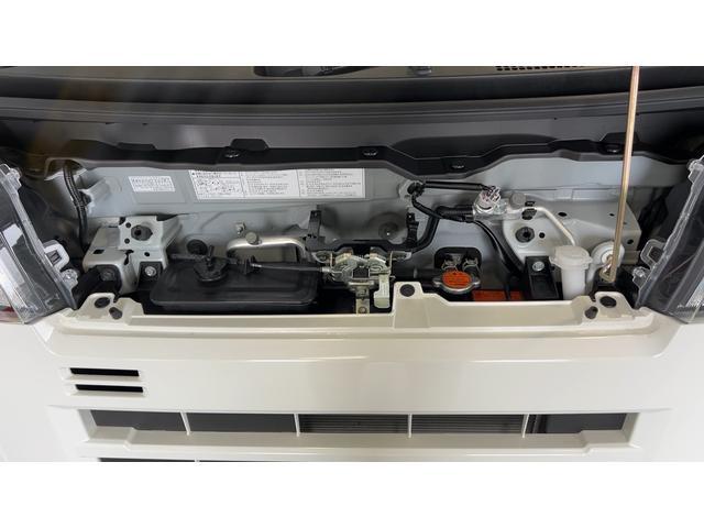 ハイゼットカーゴデラックスＣＶＴ　アイドリングストップ　エアコン　パワステ　キーレスエントリー　運転席＆助手席パワーウインドウ　ＡＭ／ＦＭラジオ　衝突被害軽減システム（茨城県）の中古車
