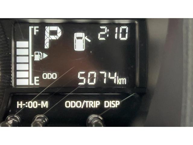 ハイゼットカーゴデラックスアイドリングストップ　キーレスエントリー　ＣＶＴ　エアコン　パワステ　運転席＆助手席パワーウインドウ　ＡＭ／ＦＭラジオ　衝突被害軽減システム（茨城県）の中古車