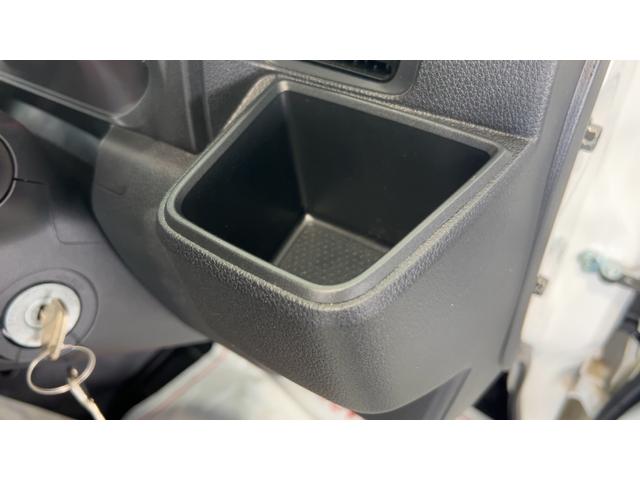 ハイゼットトラックスタンダード　４ＷＤ５速マニュアル　アイドリングストップ　エアコン　パワステ　ＡＭ／ＦＭラジオ　衝突被害軽減システム（茨城県）の中古車