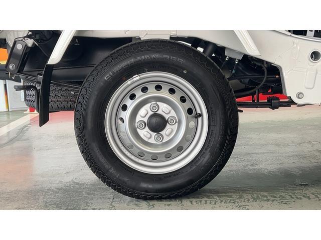 ハイゼットトラックスタンダード　４ＷＤ５速マニュアル　アイドリングストップ　エアコン　パワステ　ＡＭ／ＦＭラジオ　衝突被害軽減システム（茨城県）の中古車
